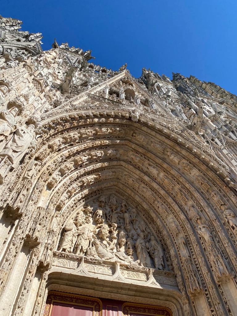 Cattedrale di Notre Dame dettaglio portone