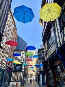 scorcio del centro di rouen normandia