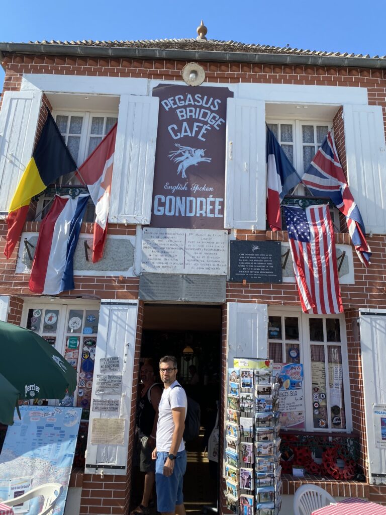 Pegasus-Bridge cafè 