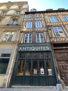 negozio antiquites centro di rouen in nomandia