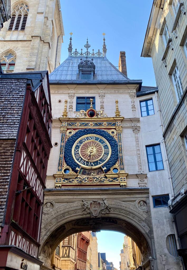 Le-Gros-Horologe-monumento-simbolo-di-Rouen-in Normandia